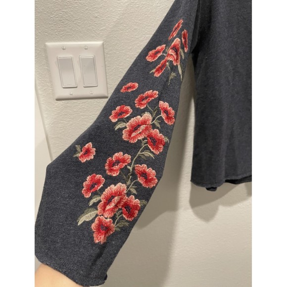 AMERICAN EAGLE Red Floral Embroidered Bell Long Sleeve Sweatshirt - Picture 4 of 5